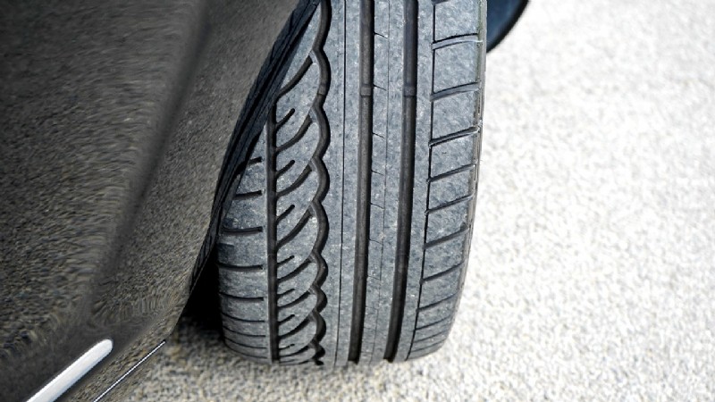 Five Indications Your Tires Need to be Replaced