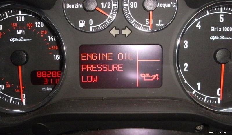 Fix Low Engine Oil Pressure: Symptoms & Causes