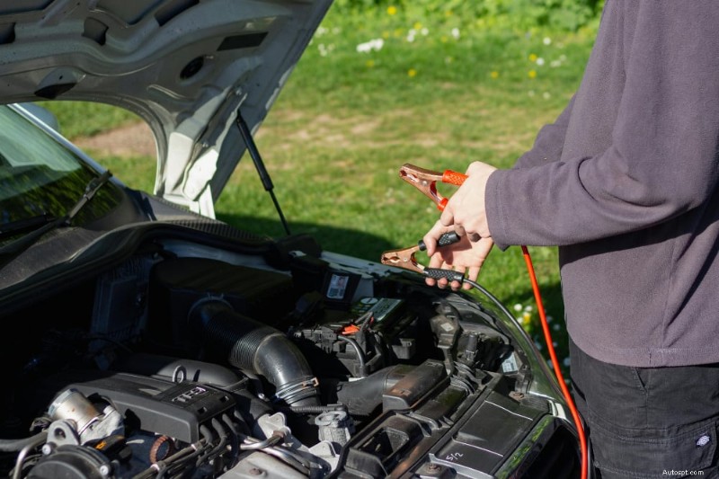 Car Battery Dead? Learn How to Jump‑Start Your Car Safely