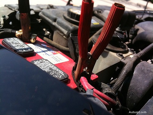 Car Battery Dead? Learn How to Jump‑Start Your Car Safely