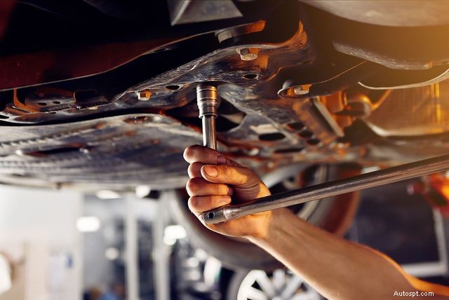 Hybrid & Electric Vehicle Maintenance Guide for Morristown Drivers—Battery Care, Winter Prep, and Safe Driving