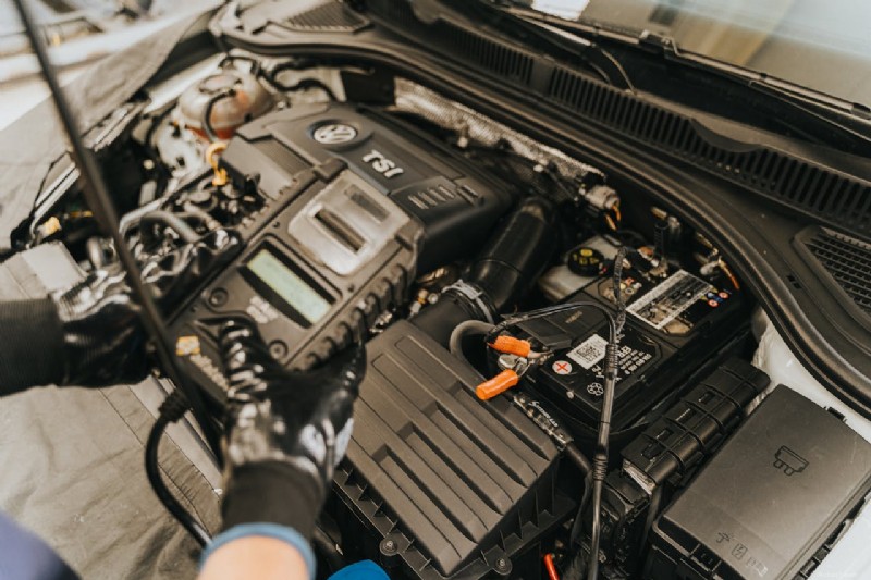 Who Will Buy Your Old Car Battery? A Complete Guide to Cash & Recycling