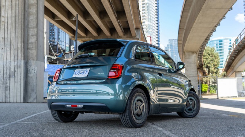 2025 Fiat 500e Giorgio Armani Review: Why This Fashion-Forward City EV Stands Out