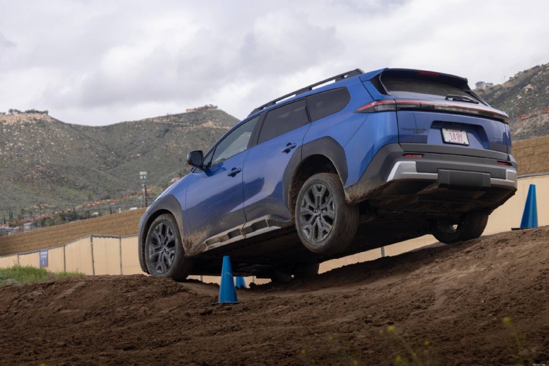 Subaru Trailseeker vs. Toyota bZ Woodland: Which Platform Wins for Off‑Road Performance?