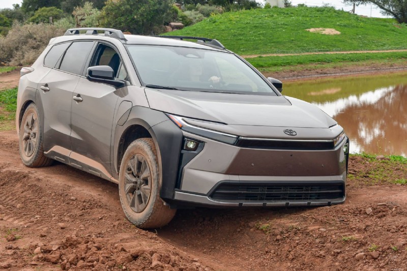 Subaru Trailseeker vs. Toyota bZ Woodland: Which Platform Wins for Off‑Road Performance?