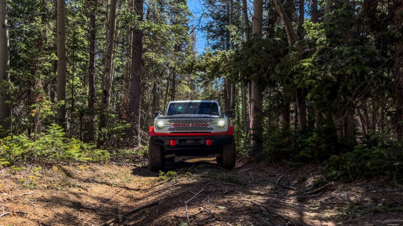 Ford Bronco Tackles Colorado’s Toughest Trails for 10 Hours: Performance Review