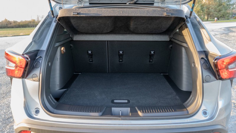 2026 Chevrolet Trax Review: A Smart, Affordable Small SUV for Urban Drivers