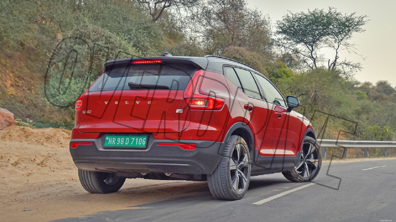 2022 Volvo XC40 Recharge Standard – Exterior Overview