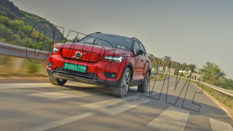 2022 Volvo XC40 Recharge Standard – Exterior Overview