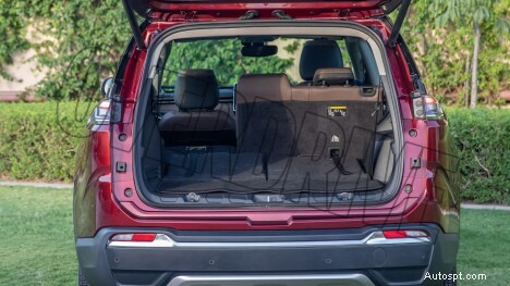 Explore the Jeep Meridian 2022 Limited Exterior – Premium Design & Rugged Performance