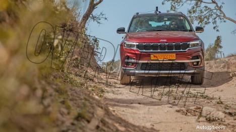 Explore the Jeep Meridian 2022 Limited Exterior – Premium Design & Rugged Performance