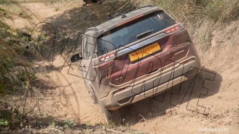 Explore the Jeep Meridian 2022 Limited Exterior – Premium Design & Rugged Performance