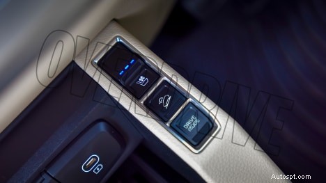 2022 Kia Carens Luxury Plus – 7‑Seater, 1.5L Engine, 6‑Speed Automatic Interior