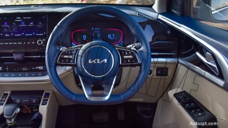 2022 Kia Carens Luxury Plus – 7‑Seater, 1.5L Engine, 6‑Speed Automatic Interior