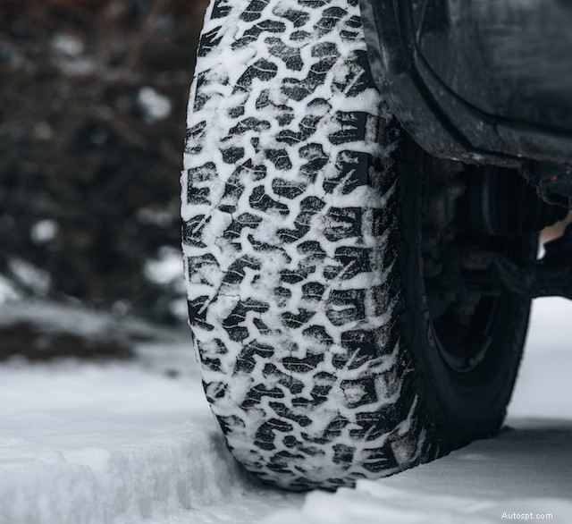 Should You Invest in Winter Tires? Expert Guide to Safety and Savings
