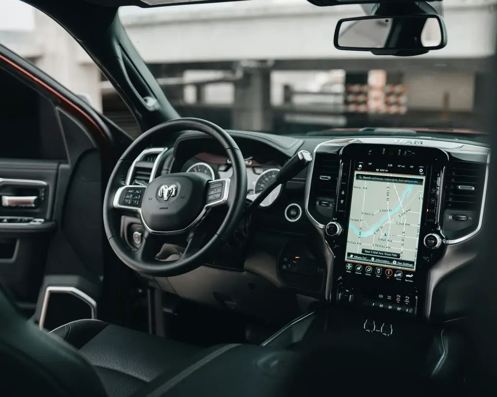 9 Common Causes of Clicking Noise When Turning a Stationary Steering Wheel