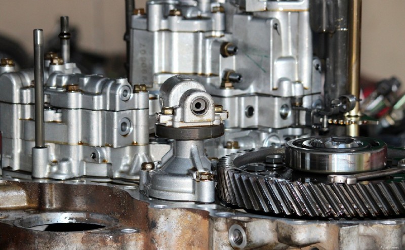 4 Essential Tips to Protect Your Transmission During Summer Driving