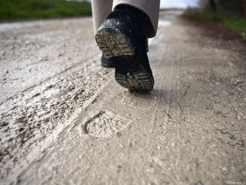 Essential Guide to Quickly and Effectively Clean Your Car After Muddy Outdoor Adventures
