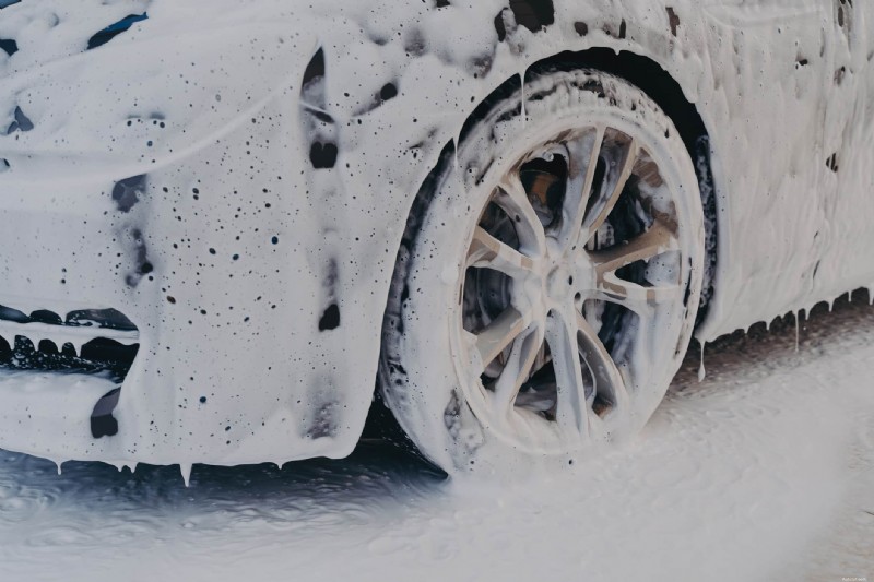 Snow Foam Explained: Safely Clean Your Car with Science