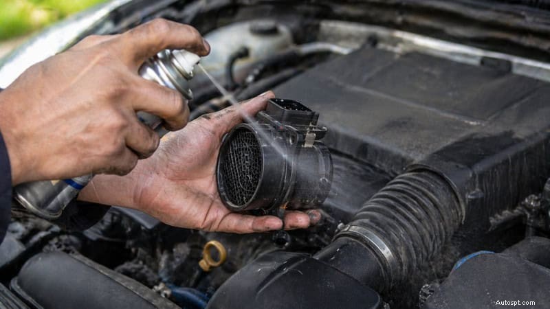 Why Does Your Car Lose Power on Acceleration? Common Causes and Proven Fixes