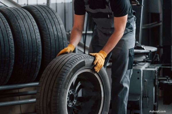 Why ASE-Certified Technicians in Vancouver, WA Enhance Your Car Repair Experience