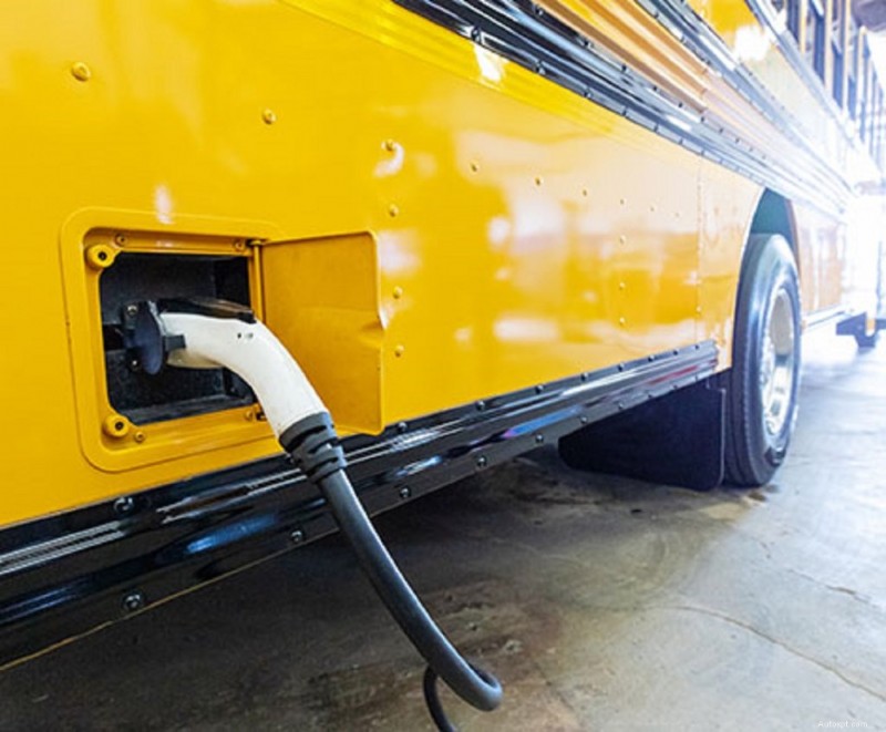 10 Proven Strategies to Secure a Career in the Electric Vehicle Industry