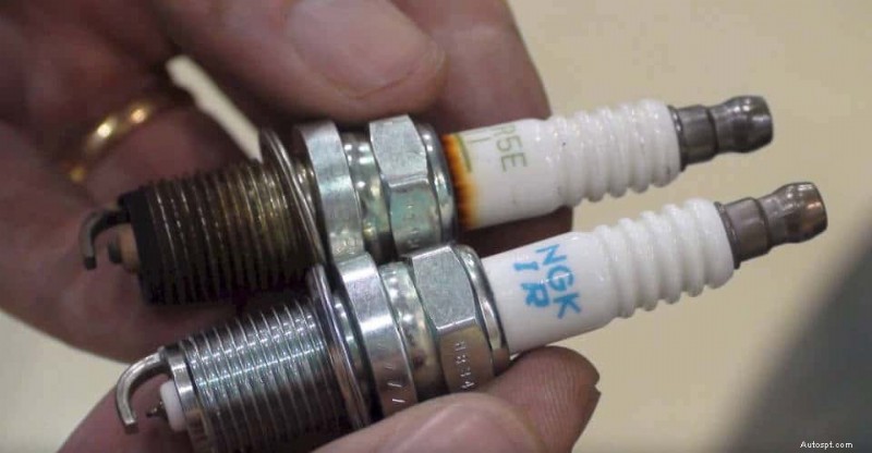 P0302 Misfire Code Explained: Symptoms, Causes, Fixes & Repair Costs