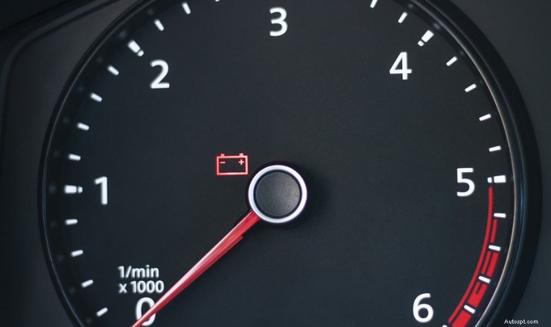 What to Do When Your Car Battery Light Turns On While Driving