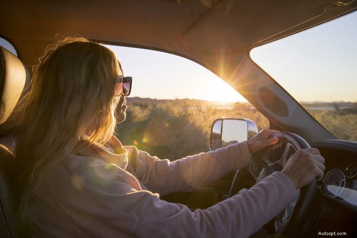 Sun‑Safe Driving: Protect Your Vehicle & Health on Sunny Roads
