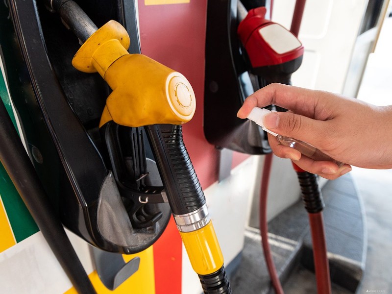 The Dirtiest Spot at a Gas Station: Why the Pump Handle Is the Most Contaminated