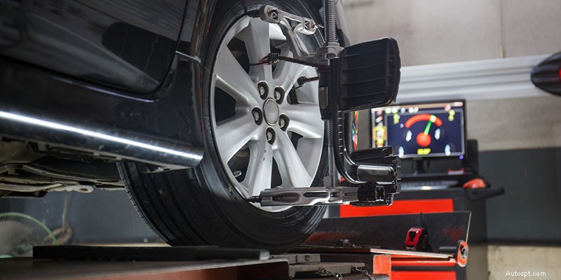 When to Schedule a Wheel Alignment: Key Indicators for Safe Driving