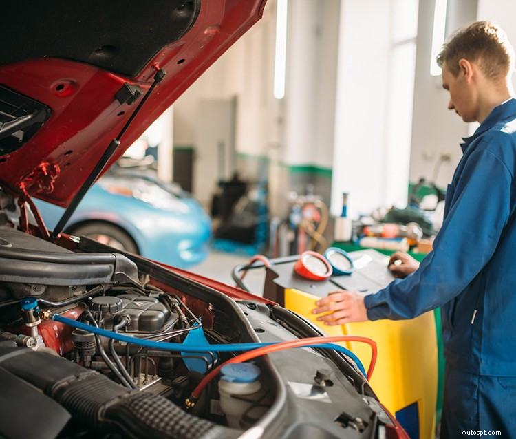 Nearly a Century of Car Air Conditioning: From 1933 Luxury to 1950s Standard
