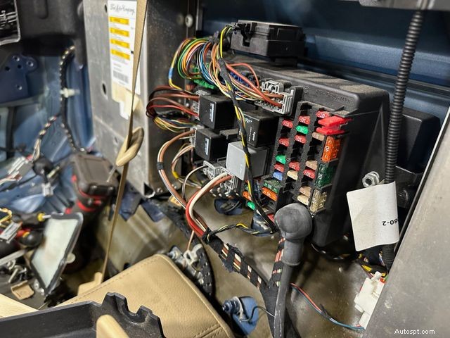Common Causes of Electrical Shorts in Cars: How to Detect and Fix Them