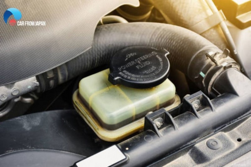 Power Steering Fluid Colors Explained: What to Look For & When to Replace
