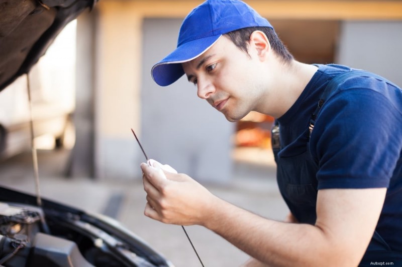 Understanding Low Oil Pressure at Idle: Causes, Symptoms, and Fixes
