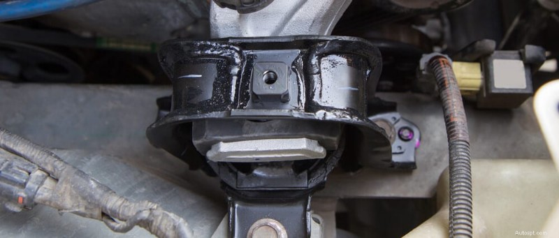 Why Does Your Car Jerk While Slowing Down? Causes, Diagnosis, and Fixes