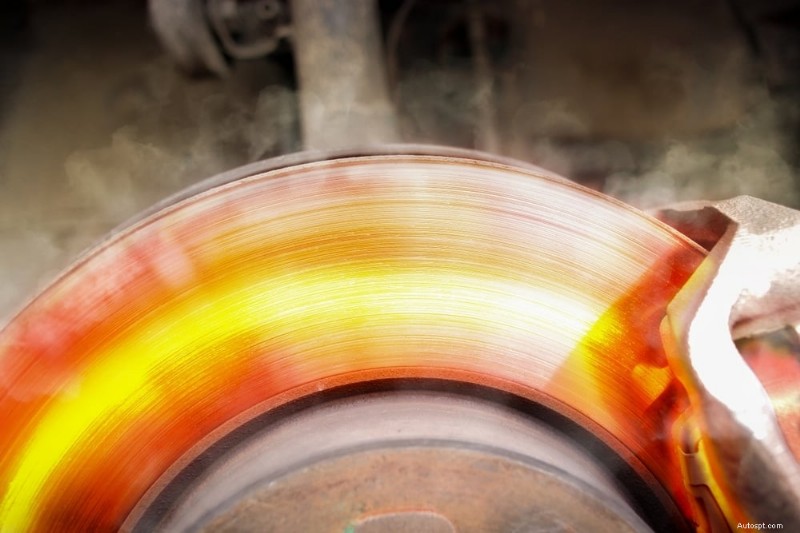 What Causes Steering Wheel Vibration When Braking and How to Fix It