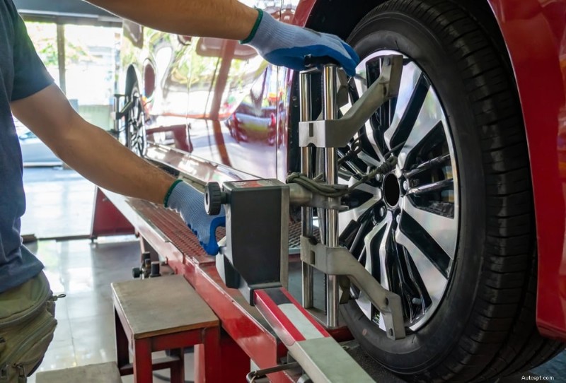 What Causes Steering Wheel Vibration When Braking and How to Fix It