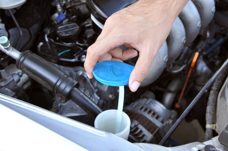 Fixing a Non-Functional Windshield Washer: Common Causes & Solutions