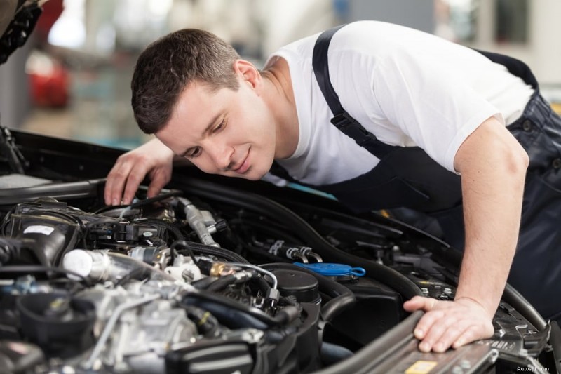 Why Does Your Car Rattle While Accelerating? Causes, Diagnosis, and Repairs