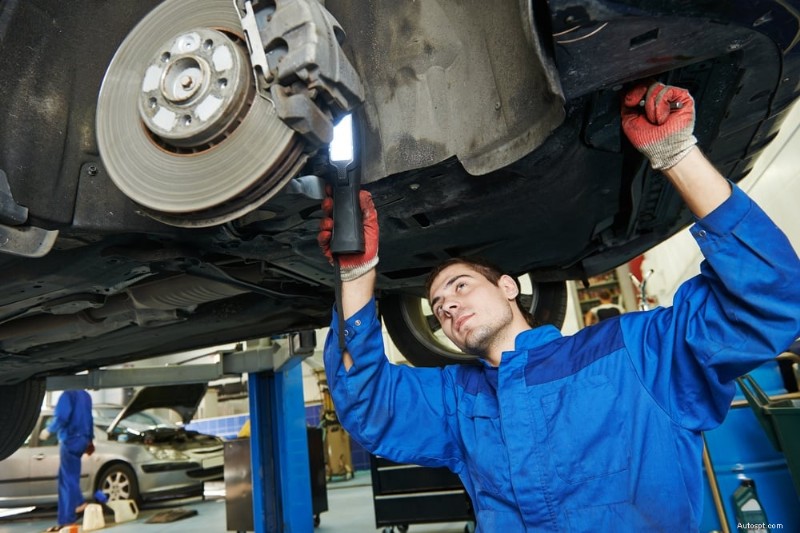 Electric Parking Brake Troubleshooting: Common Causes & Quick Fixes for Modern Vehicles