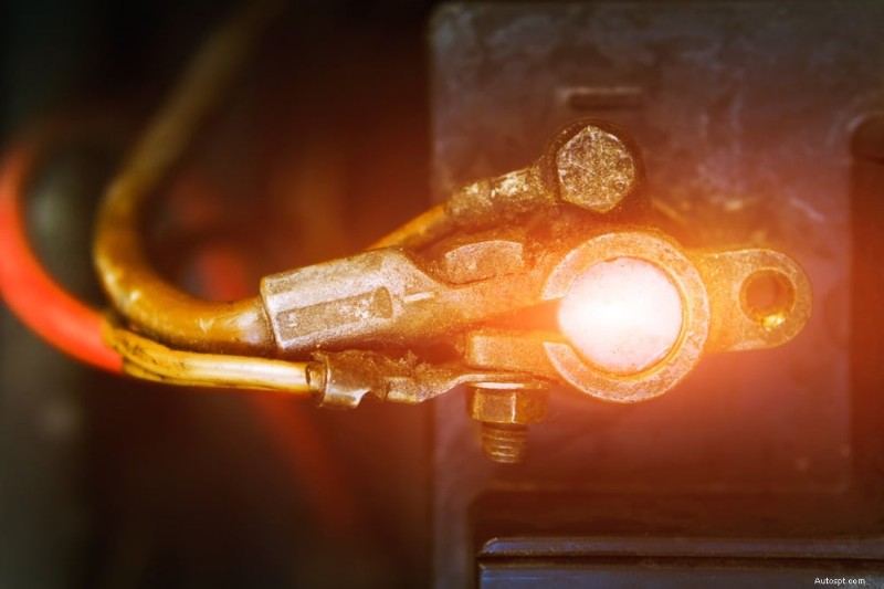 Loose Battery Cables: 6 Warning Signs & Quick Fixes