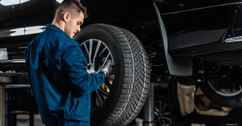 Optimal Timing for Switching to Snow Tires: Ensuring Safer Winter Driving