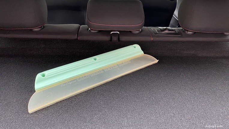 Top 20 Household Items for Expert DIY Car Cleaning
