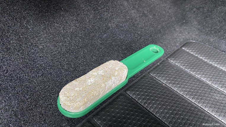 Top 20 Household Items for Expert DIY Car Cleaning
