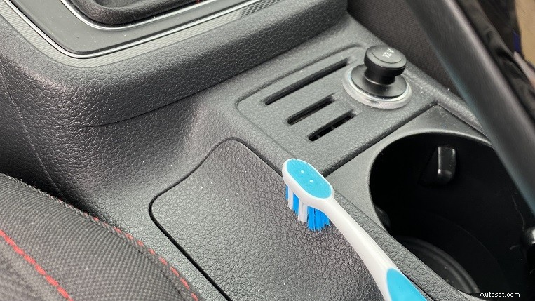 Top 20 Household Items for Expert DIY Car Cleaning