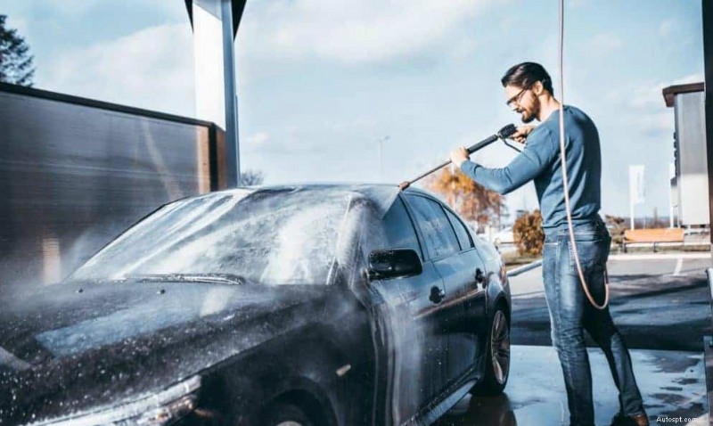 2024 Expert Guide: Top Shampoos for Ceramic‑Coated Cars
