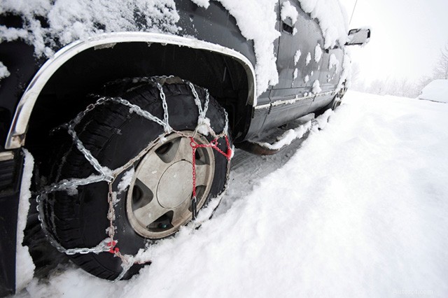 AAA’s Expert Winter Driving Guide: Stay Safe on Snowy Roads