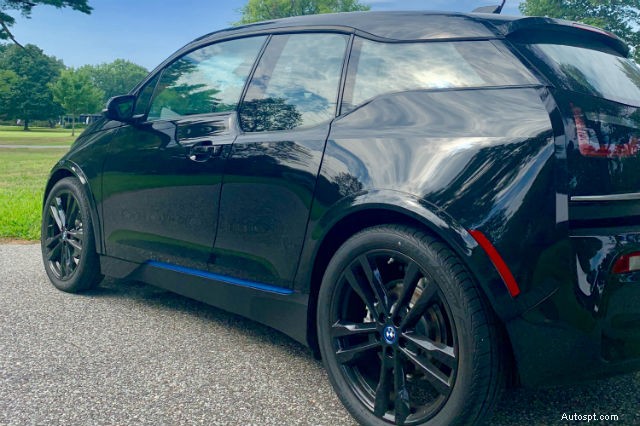 BMW i3s Review: Electrifying Performance & Luxury on the Road