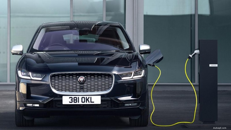 How Much Does an Electric Car Really Cost? A Comprehensive Cost Comparison